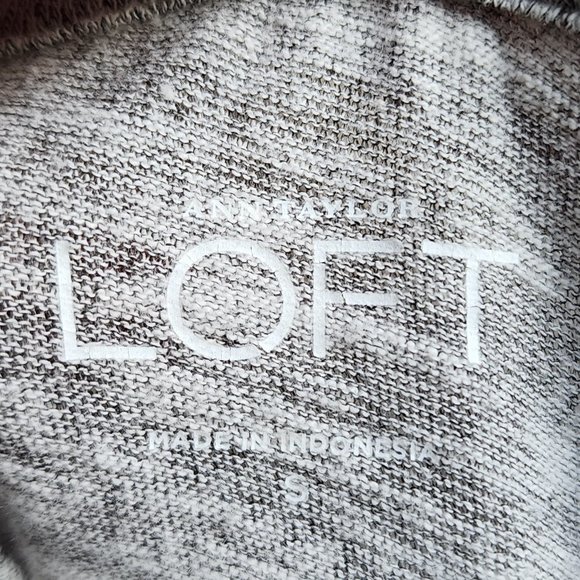 LOFT Gray Short Sleeve Jersey With Jeweled Neckline Size Small - Picture 10 of 15